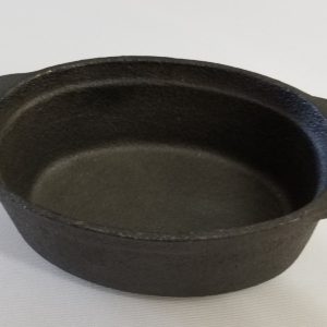 cast iron casserole dish